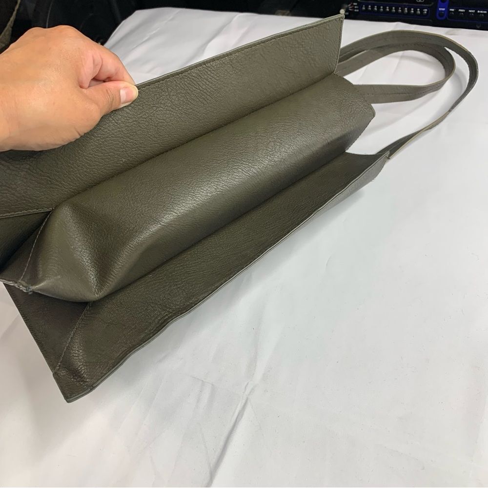 Universal Thread Non-Leather Material Olive Green… - image 4